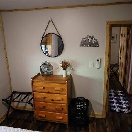 Cabin At The Cove At Watauga Lake Butler Exterior photo