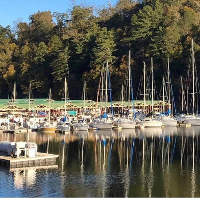 Cabin At The Cove At Watauga Lake Butler Exterior photo